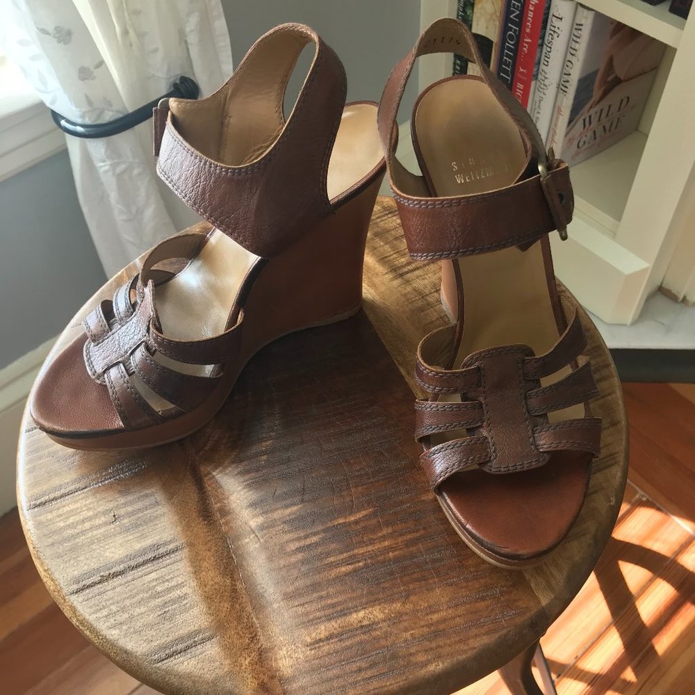 EUC Stuart Weitzman 5" Brown Wedge Sandal 7 1/2 M